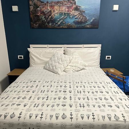 Ca Du Grifun 2 Hotel Вернаца Екстериор снимка